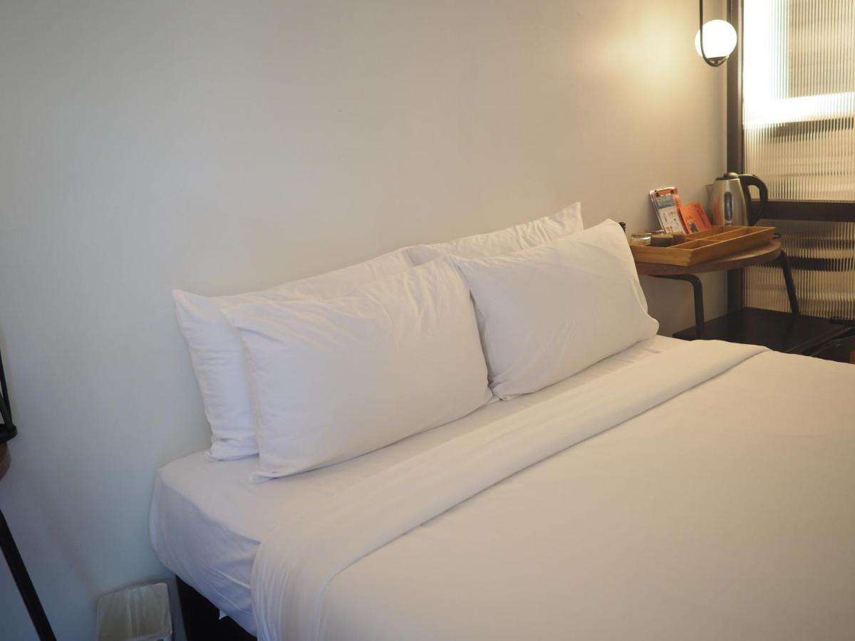 Wonderwall Hotel Chiang Mai Bagian luar foto